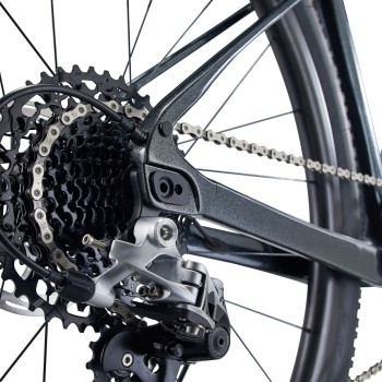 Rower gravel GIANT Revolt X Advanced Pro 2